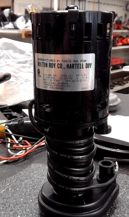 Centriflo Milton Roy,XGPP-8Y-2,Pump hp 1/32 208-230V 3000RPM .7amps