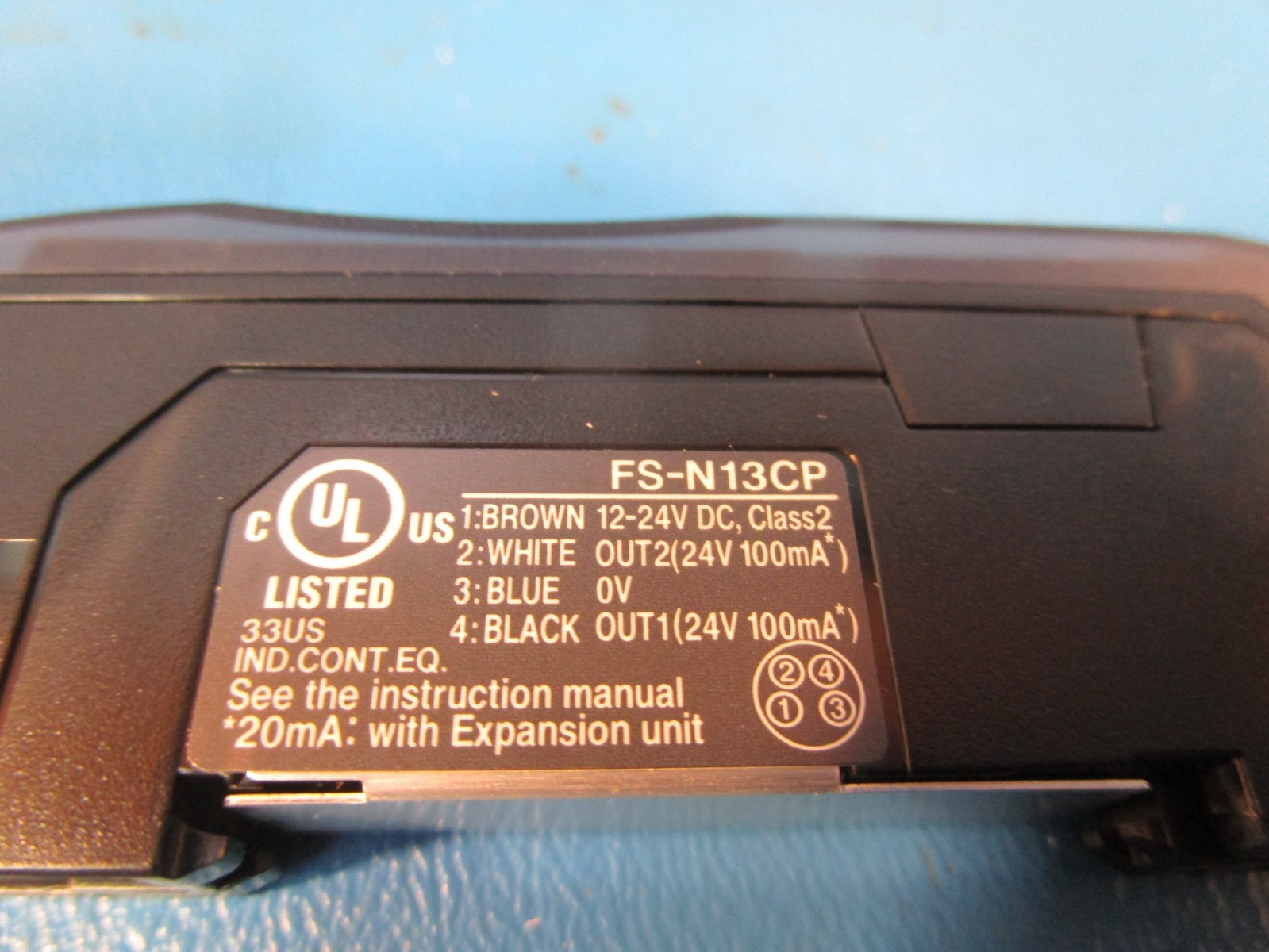 Keyence FS-N13CP, Digital Fiber Optic Sensor, Fiber Amplifier, M8, Main Unit