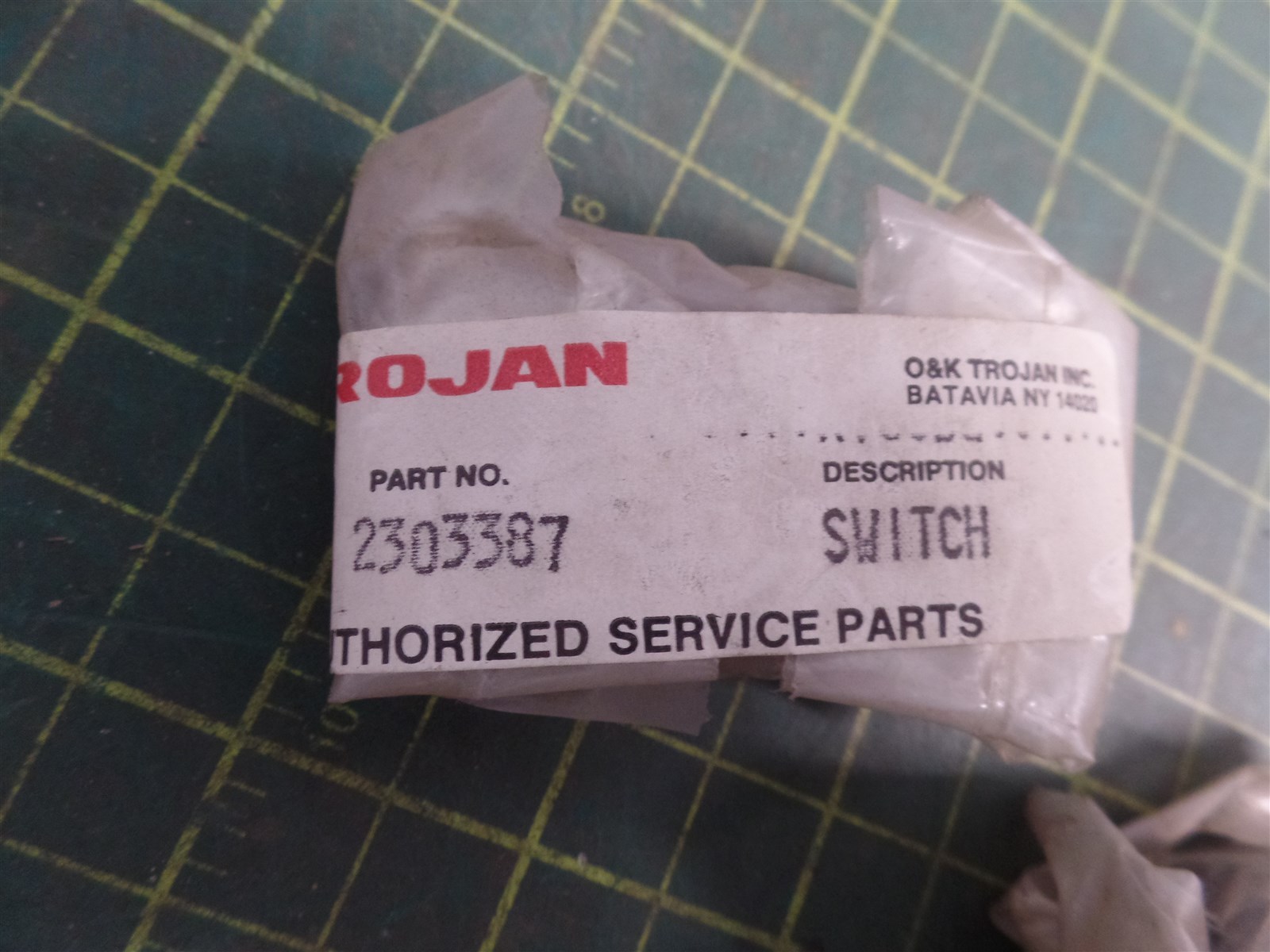 GENUINE TROJAN O&K 10230338700 TOGGLE SWITCH ASSEMBLY, 8921, 15A, 1/2HP, L191