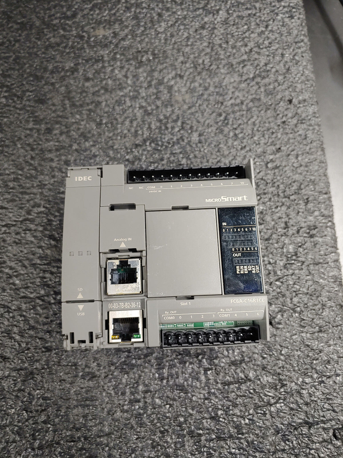 IDEC FC6A-C16R1CE FC6A MicroSmart PLC 16IO CPU 24VDC Relay