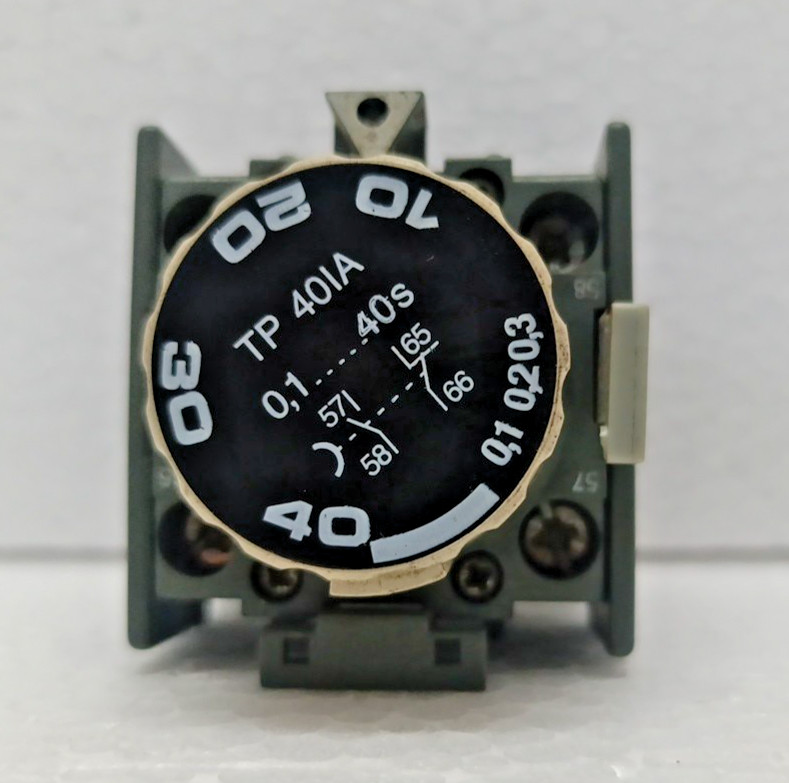 ABB TP 401A Adjustable Timer Relay 0.1-40 Seconds Industrial Control Unit