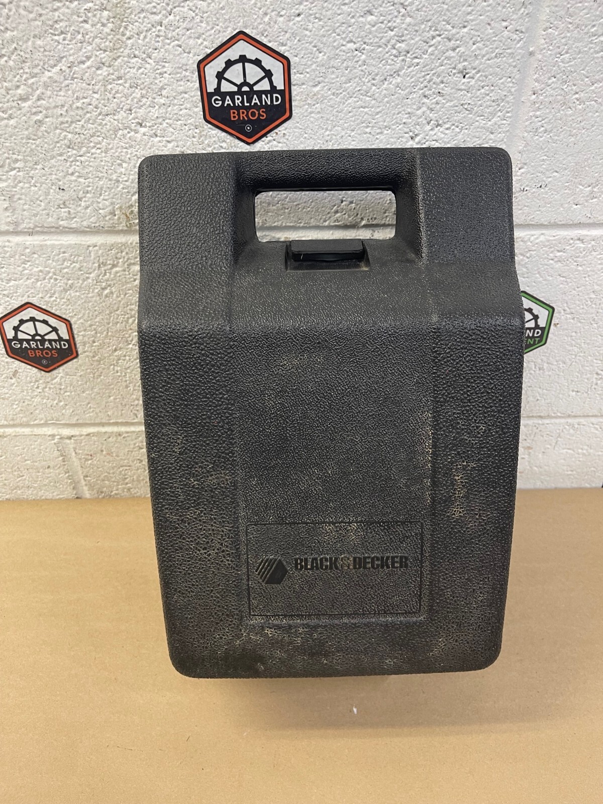 Black & Decker 7615-1 Medallion Plunge Router 1-1/2HP Type 1, 9.0A 25000RPM 120V