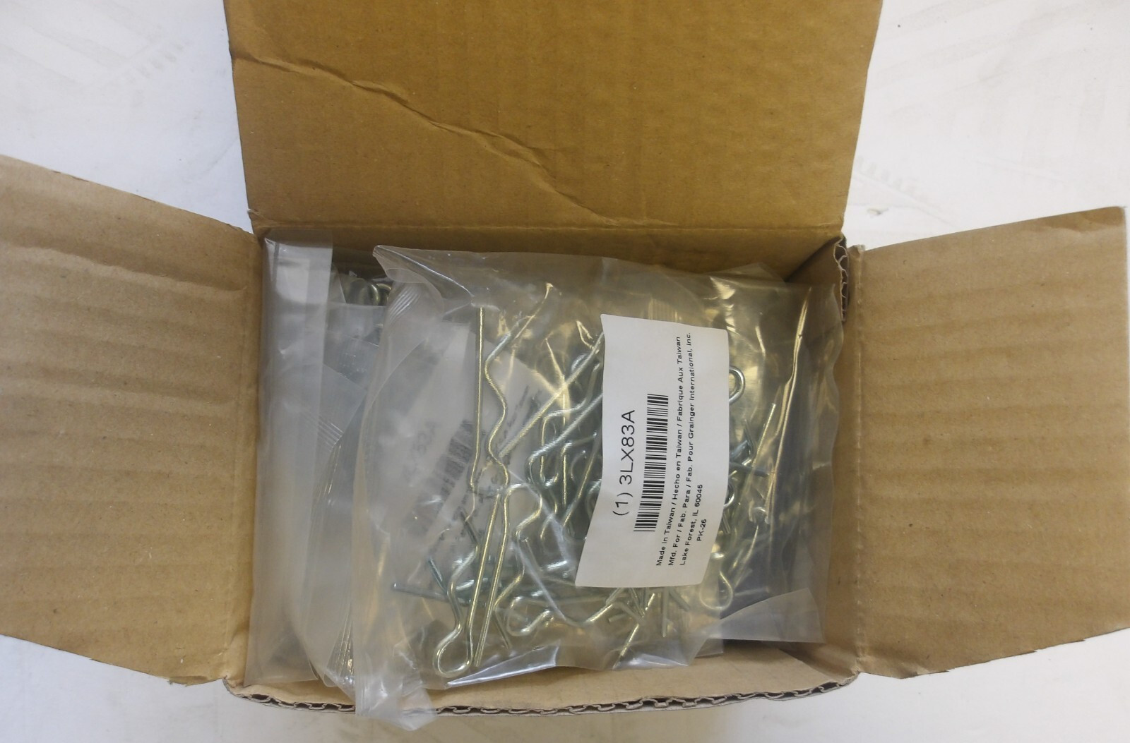 GRAINGER P/N: 3LX83A 43MM STEEL SAFETY CLIP (LOT OF 20 BAGS – 500 TOTAL CLIPS)