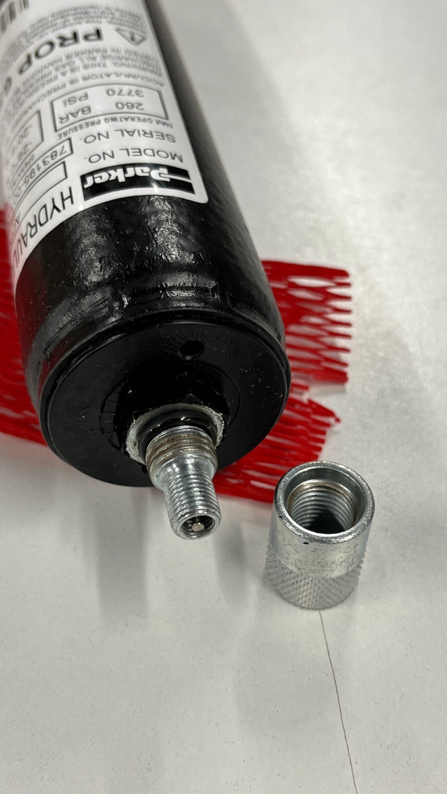 Parker ACP04AA016R1KTB Hydraulic Crimped Piston Accumulator