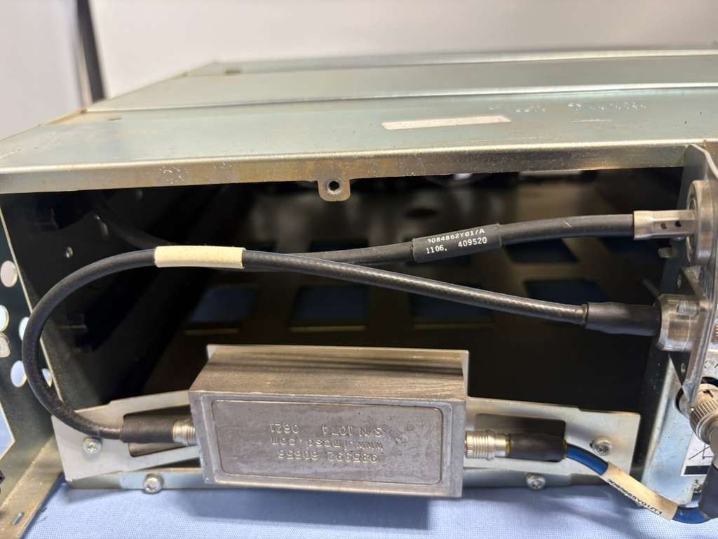 *LOT OF 2* Motorola GTR8000 Repeater Base Radio Chassis Part T7039A