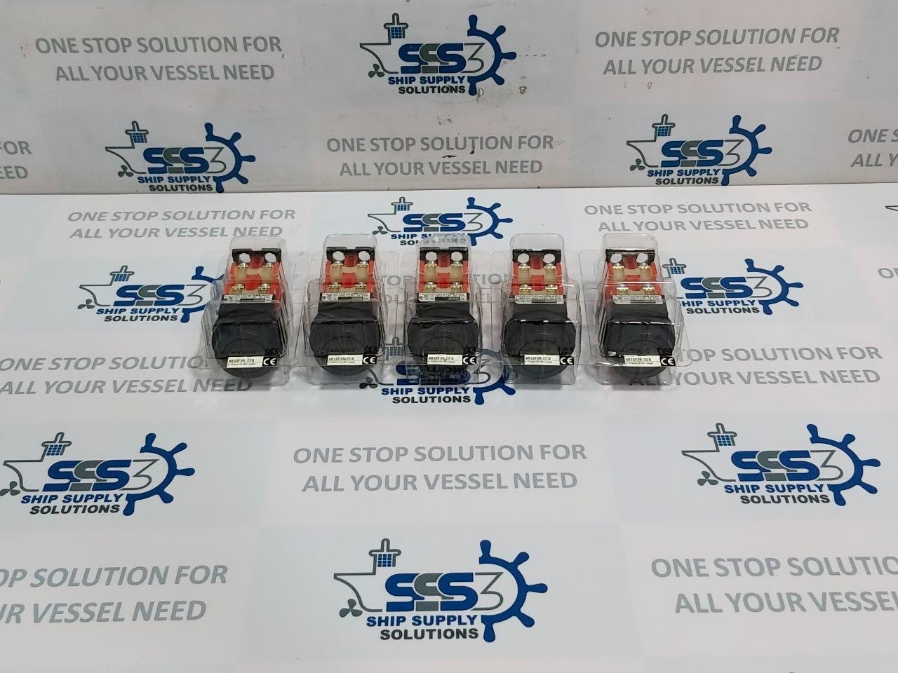 Fuji Electric AR30F0R Black Push Button Switch (Lot of 5 pcs)