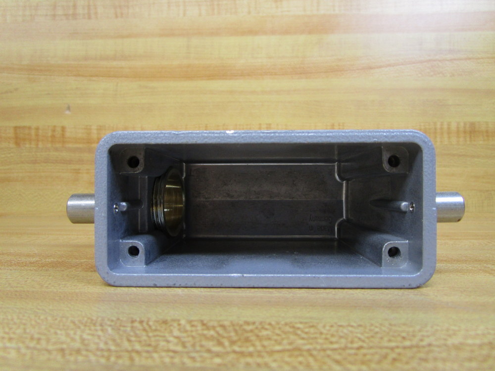 Thomas And Betts 57696 Connector W/Out Hubble Connector