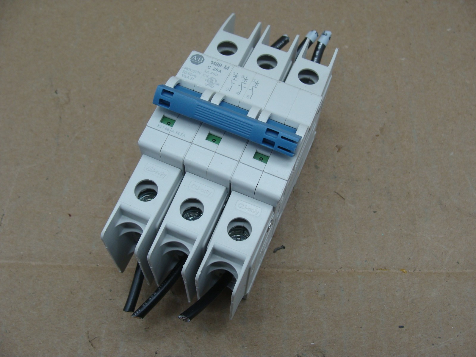 ALLEN BRADLEY 3P CIRCUIT BREAKER 1489-M3C250 SER D 25A 480Y/277V