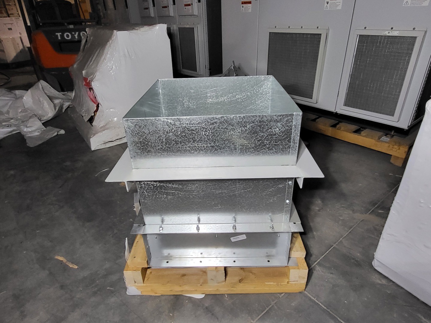 SURPLUS NEW GREENHECK HPR-12024X24 24″ x 24″ Backdraft Damper w/ Exhaust Hood &