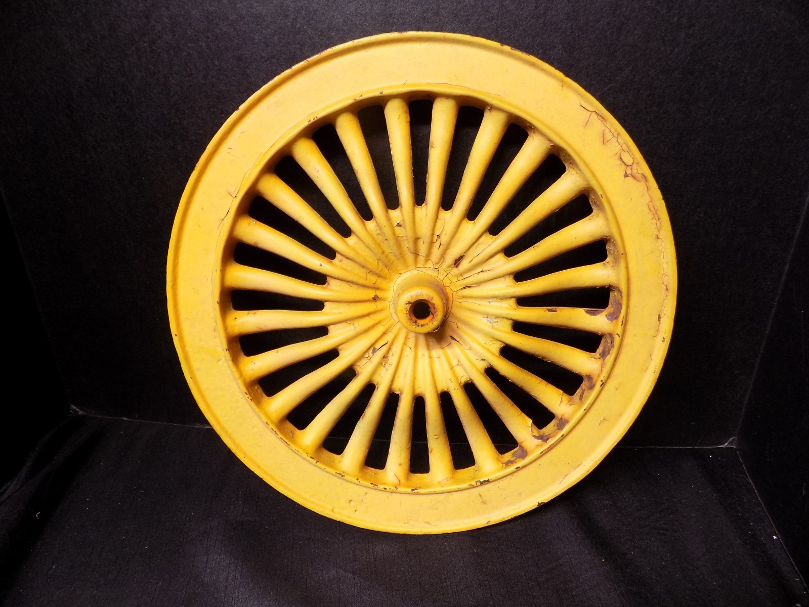 Antique Vintage Cast Iron Spoked Belt Pulley Wheel