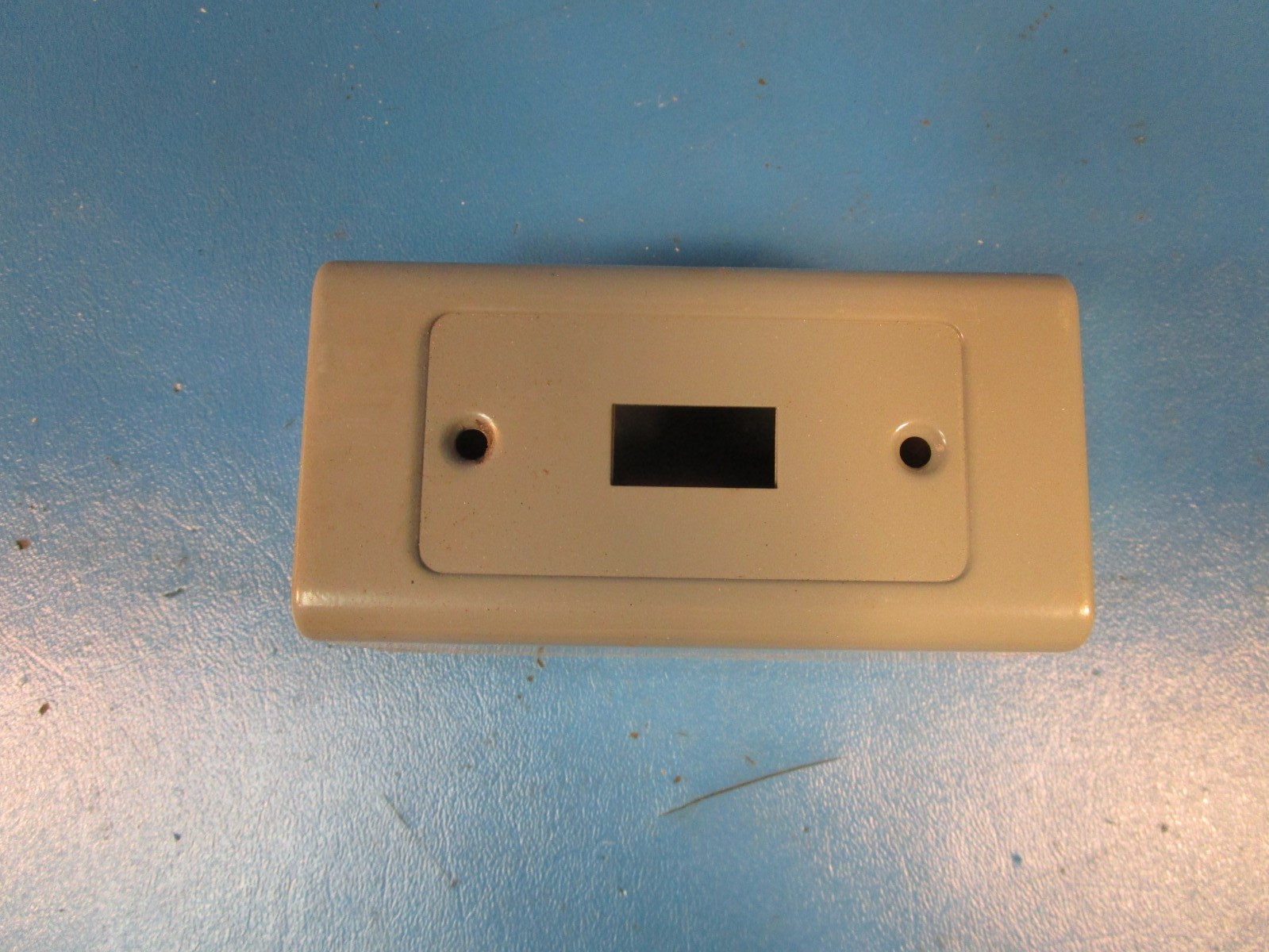 Allen Bradley 600-TAX4, TOGGLE STARTING SWITCH, MANUAL, 115-230 VAC 60 HZ