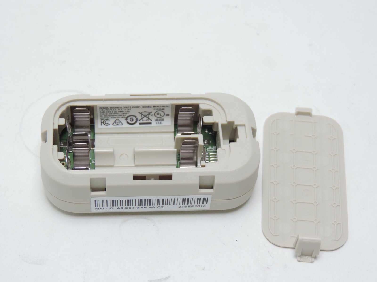 Zebra MPact MB2000 Bluetooth Beacon 5235 MPACT-INDR1 GE-MB2001-01-WR iBeacon