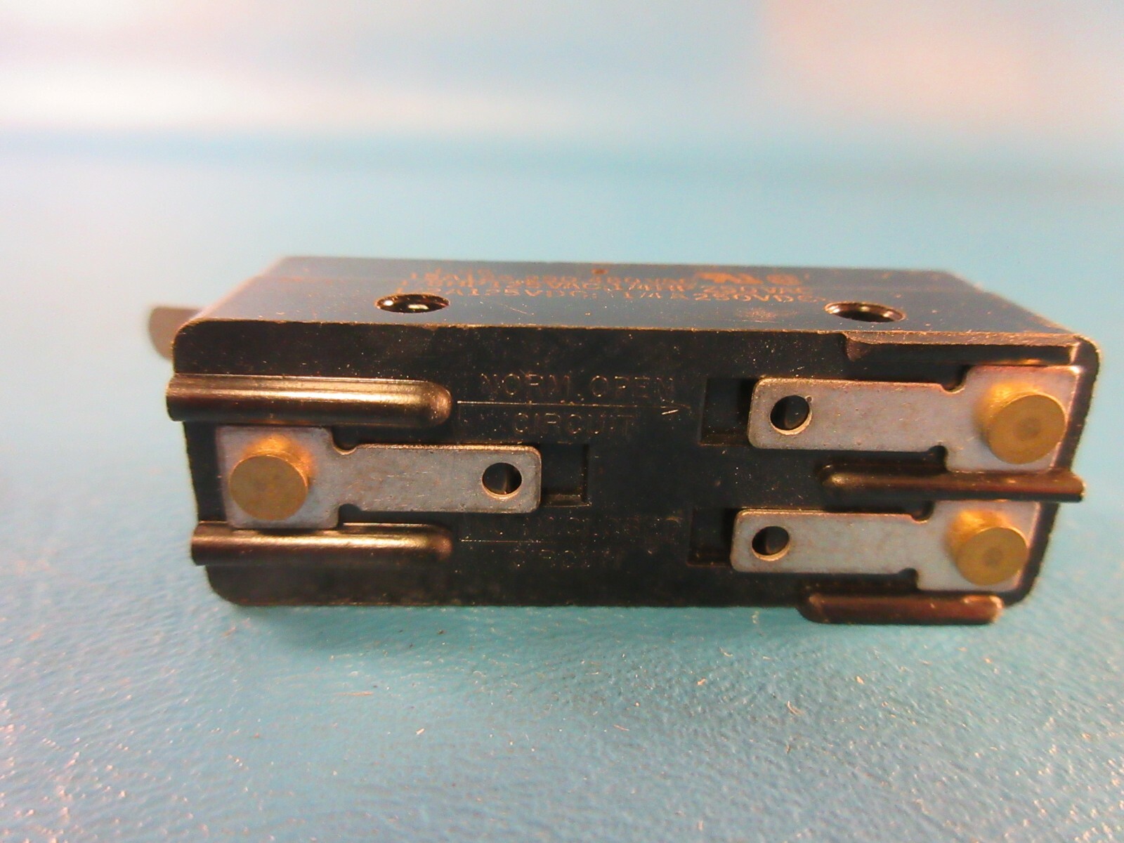 LOT OF 2 Micro Switch BZ-2RL Limit Switch (Honeywell)