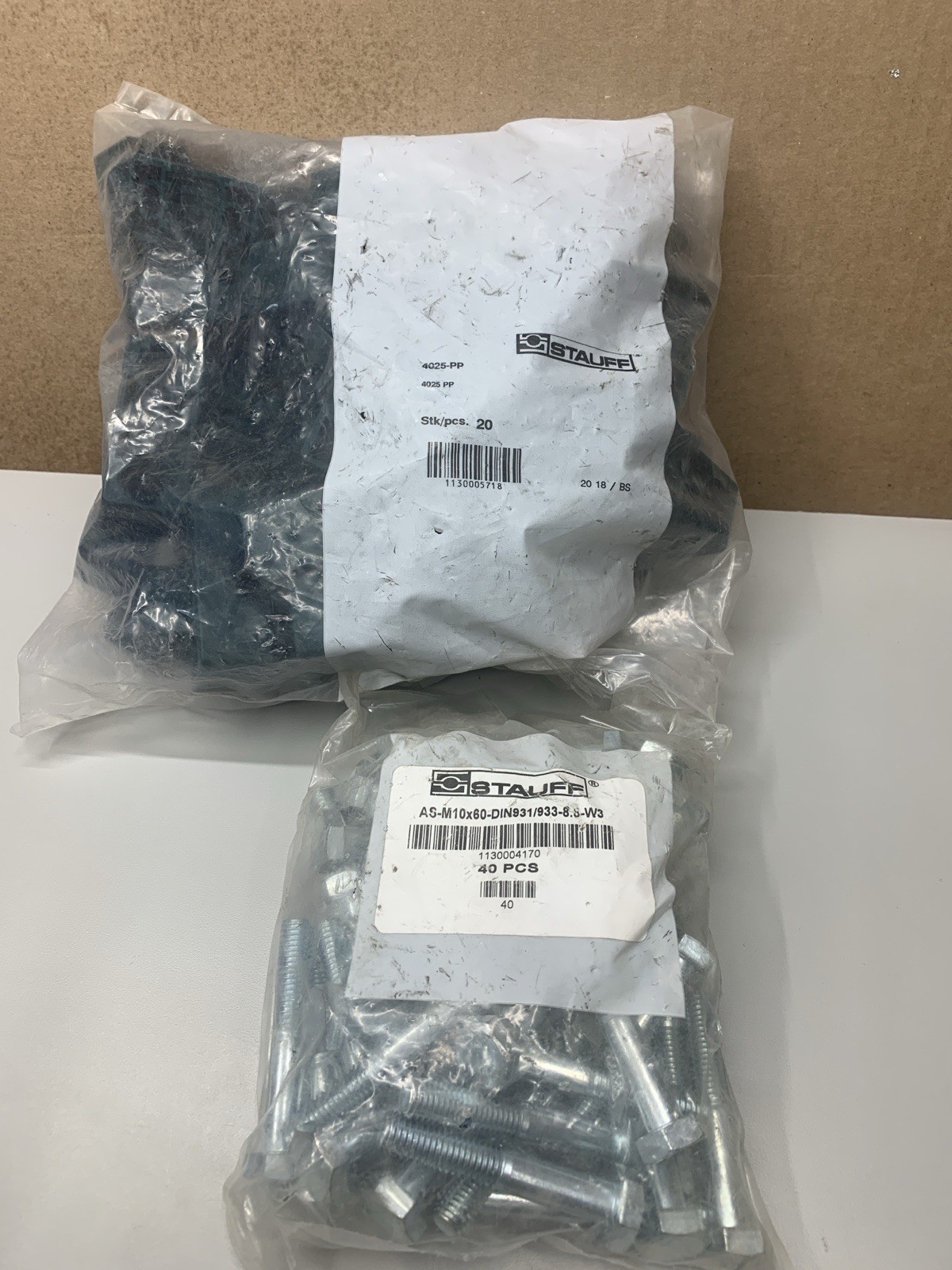 STAUFF 4025-PP PLASTIC CLAMPS ( BAG OF 40 PCS/20 PAIR) w/ FASTNERS **NEW**