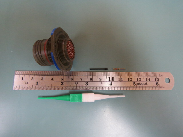 AMPHENOL D38999/24WD35PB Qty of 1 per Lot 37 Position Circular Connector Recept