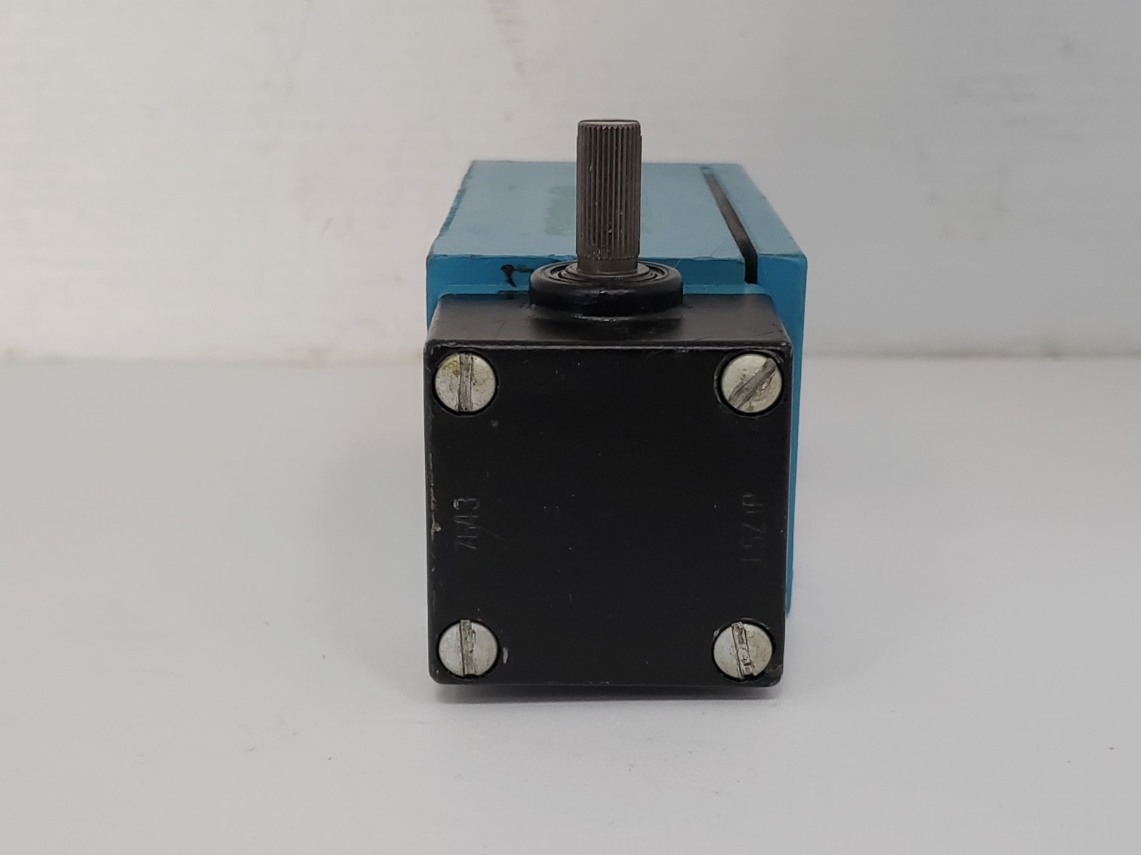 MICRO SWITCH LSP7L LIMIT SWITCH SIDE ROTARY 600V 10A 2NO 2NC