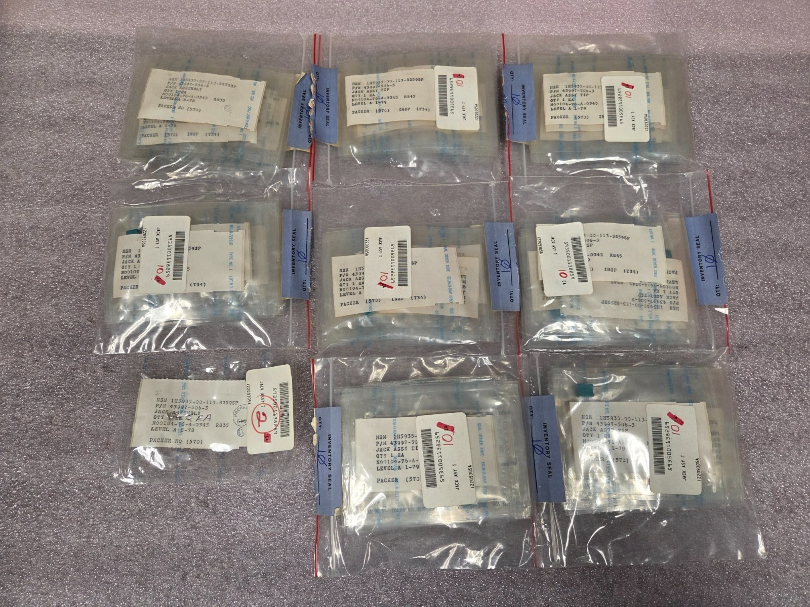 ‘1 PIECE’ – PN# 43997-506-3 – BOEING – JACK ASSY – NSN: 5935-00-113-8259
