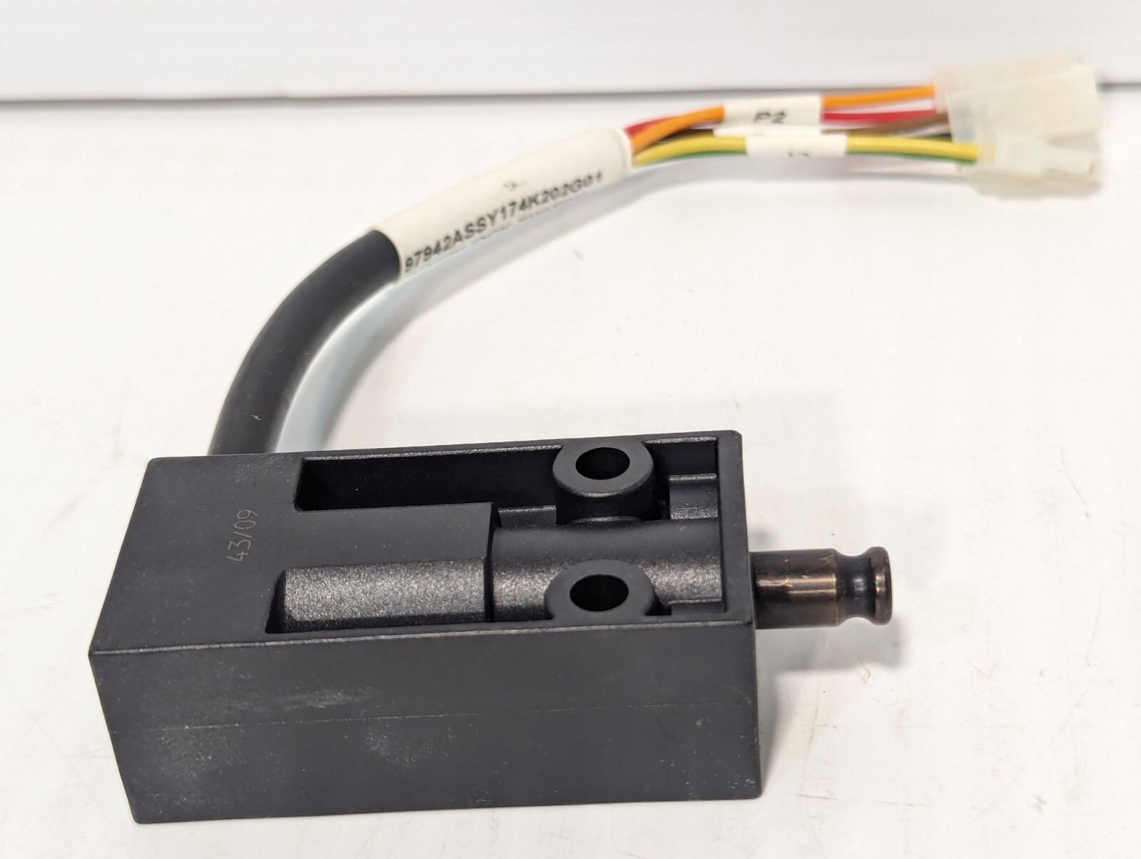 163X416H01 NG Excess Interlock Switch 24V 5W 2 N/O 1 N/C – Free Shipping