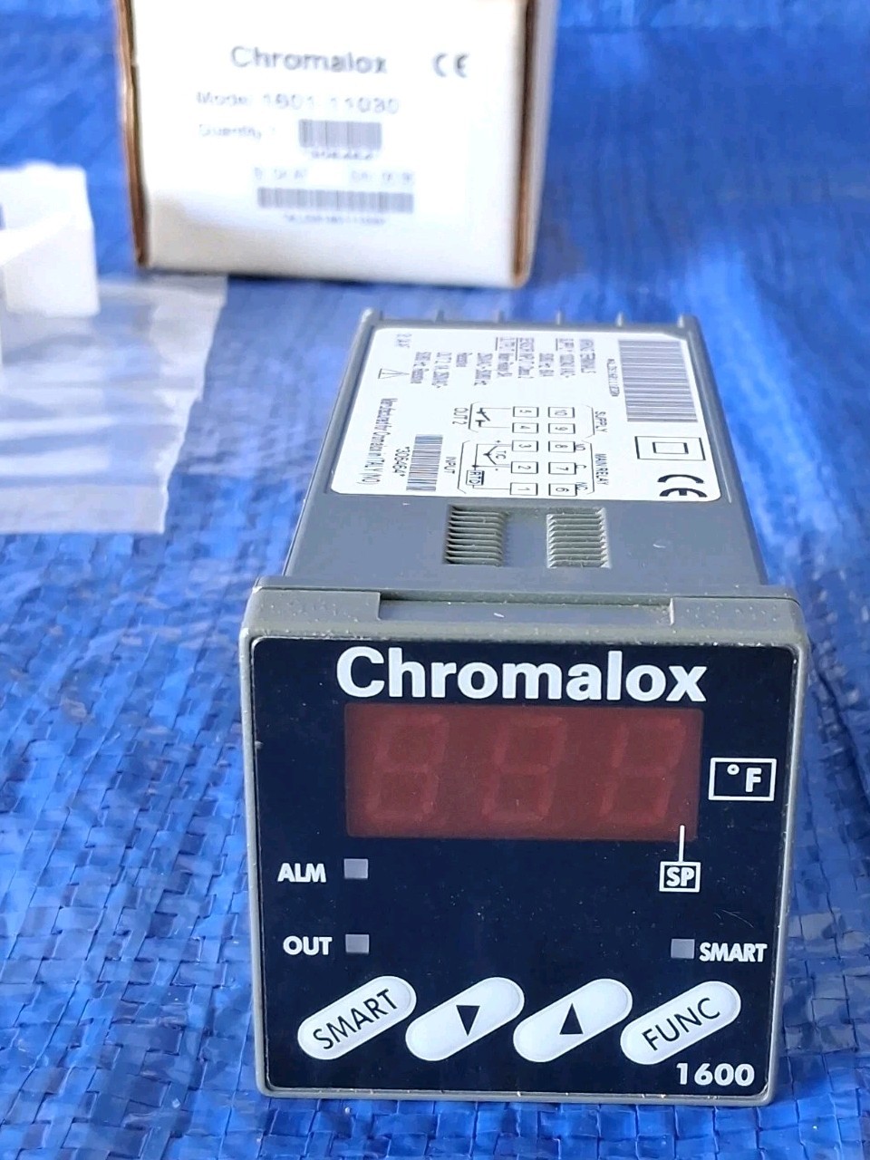 CHROMALOX 1601-11030 (1600 Series) Digital Temperature Controller 100/240 VAC
