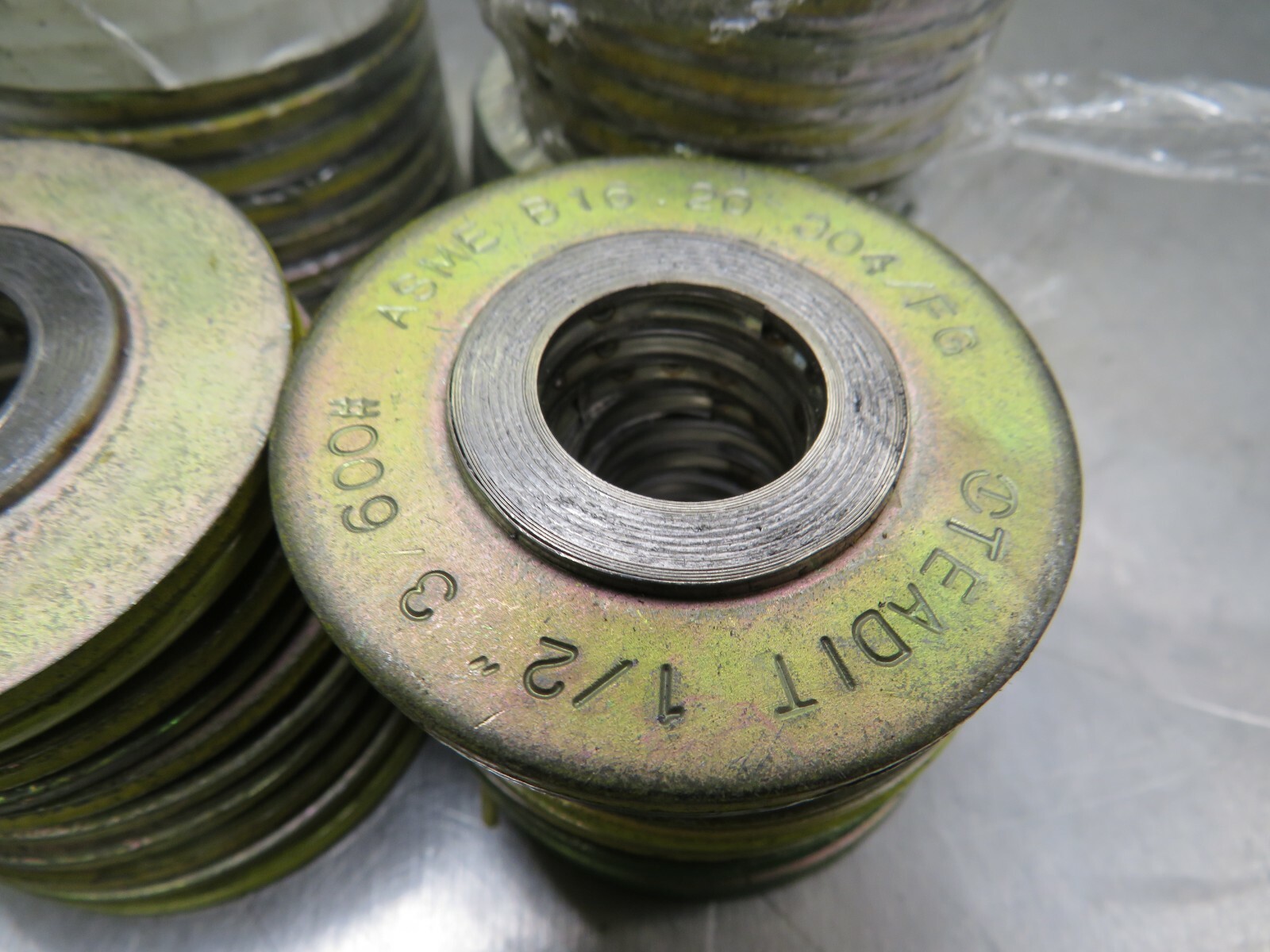 Teadit 1/2″ 300/600# Spiral Wound Gasket 304/G Lot of 49!