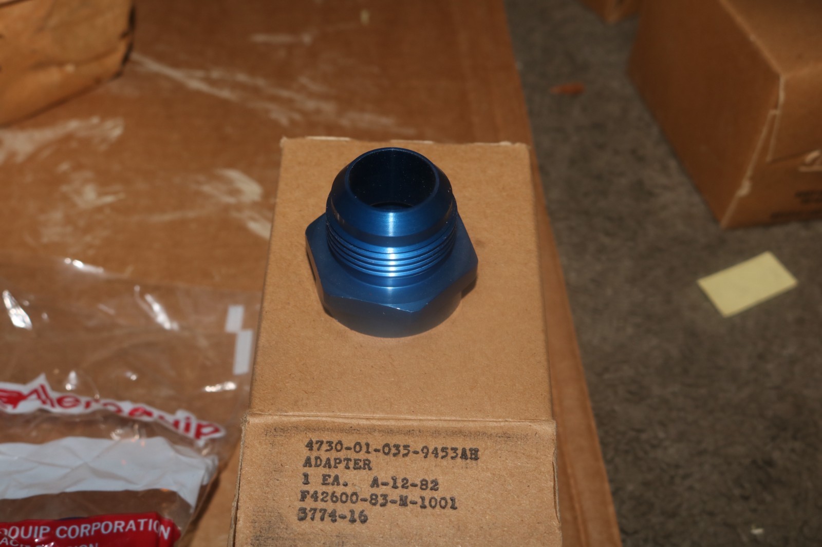 NOS Aeroquip hose fitting PN 3774-16 1 7/16 to 1 5/16 4730-01-035-9453