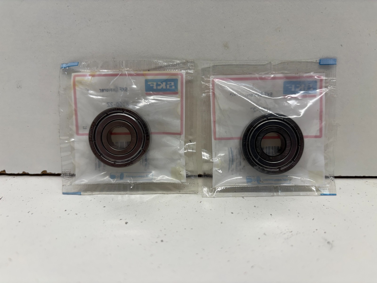 NEW OLD STOCK! SKF DEEP GROOVE BALL BEARING 6000-2Z/LHT23