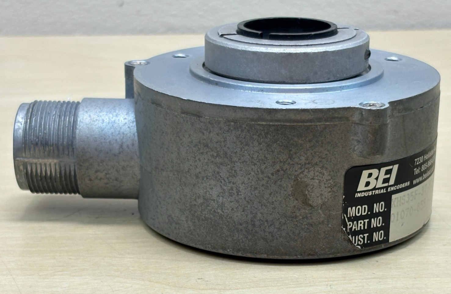 BEI XHS35F-37-R2-SS-10,000-T2-ABZC-28V/V-SM18 Encoder