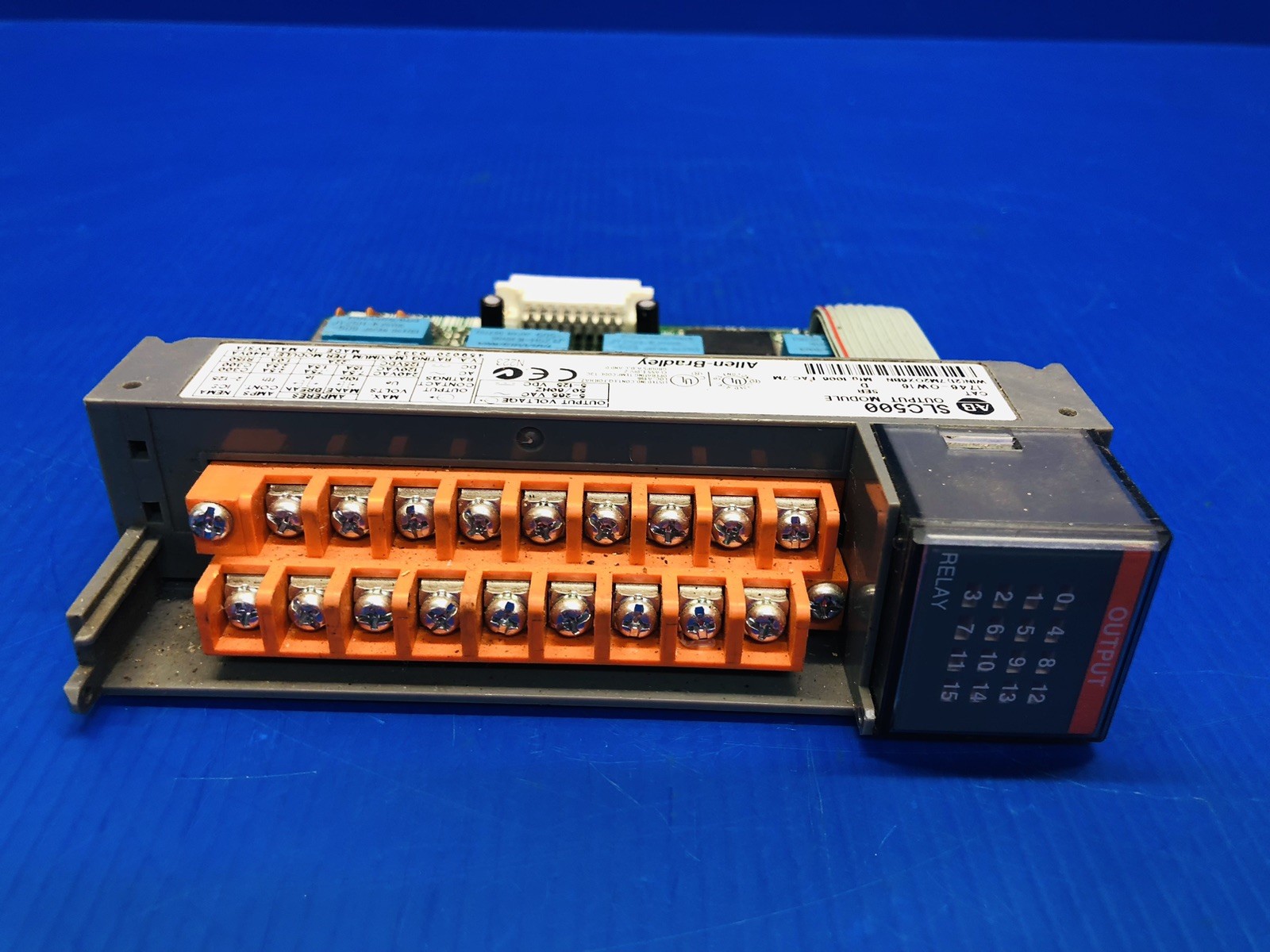 ALLEN BRADLEY 1748-0W16 SERIES D OUTUT MODULE 5-265 VAC, 50/60 HZ