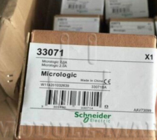 NEW SCHNEIDER 33071 Circuit Breaker 1PCS
