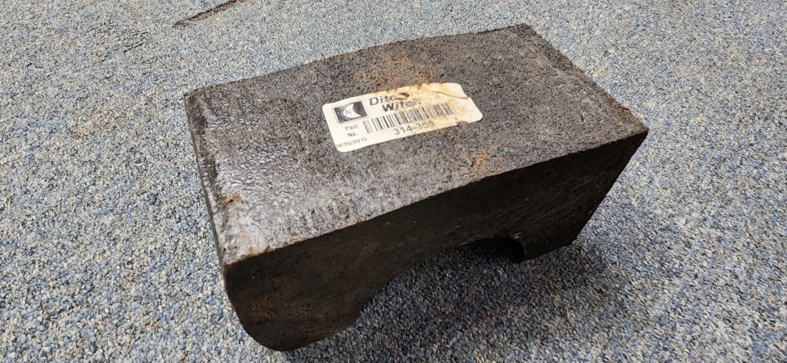 Ditch Witch 314-359 Guide Block