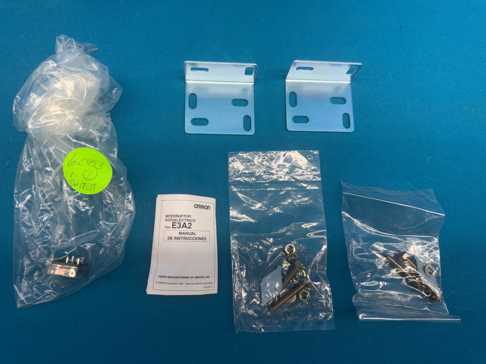 Omron E3A2-10M4T Replacement Photoelectric Switch Sensor