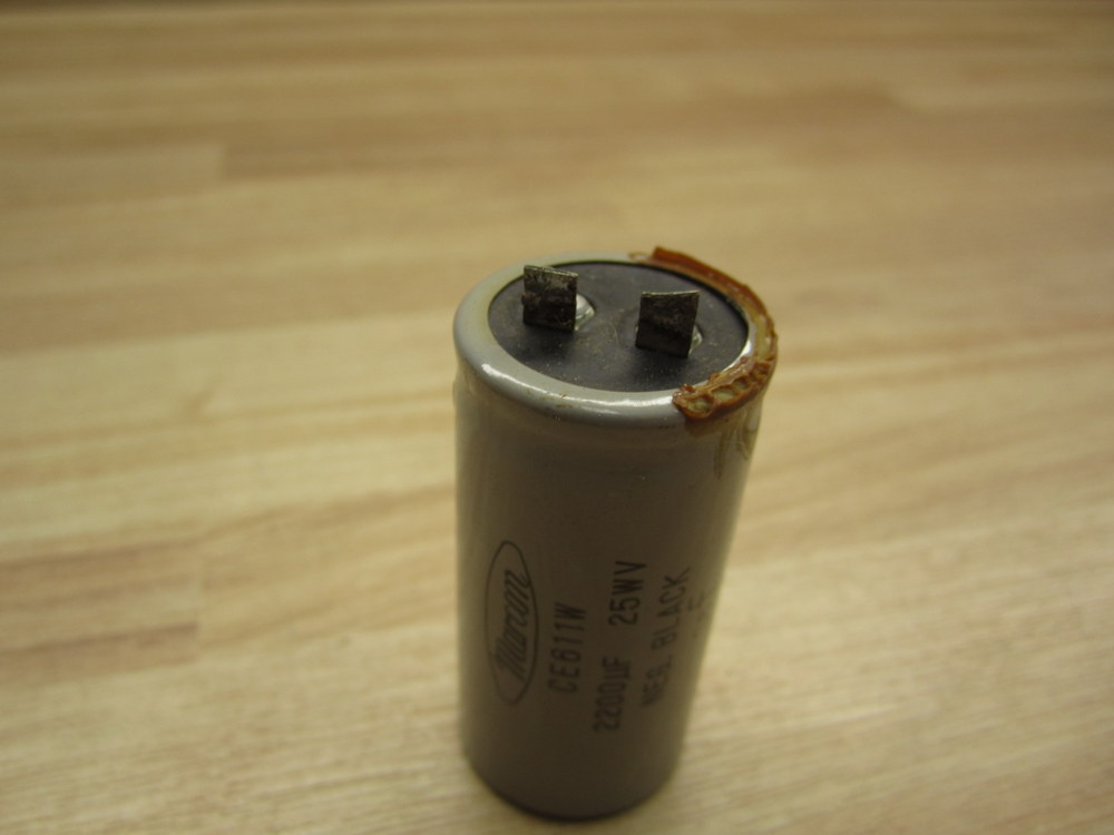 Marcon CE611WV Capacitor 2200µF 25WV UF