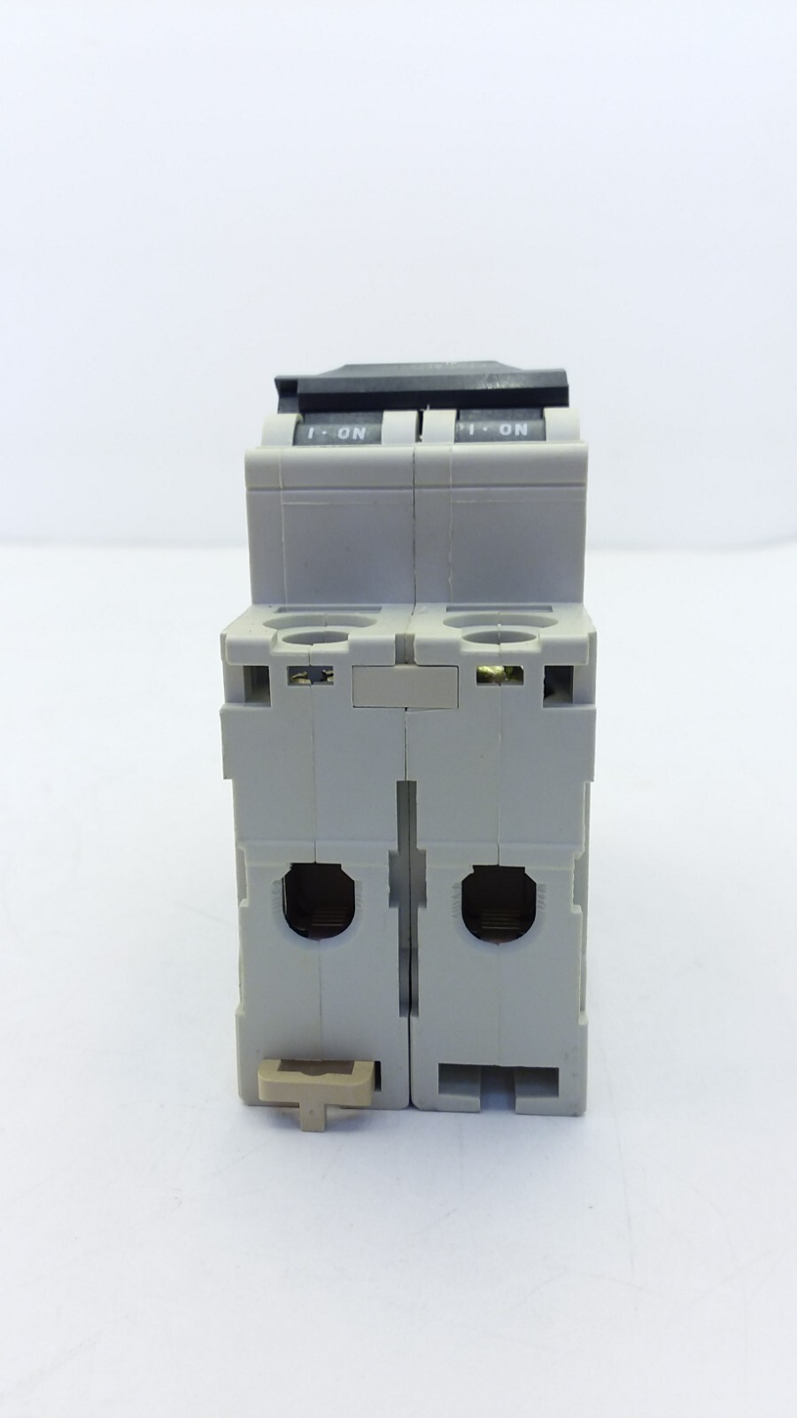 MERLIN GERIN MG 24443 MINIATURE CIRCUIT BREAKER 2AMP 2POLE 480Y/277V NIB