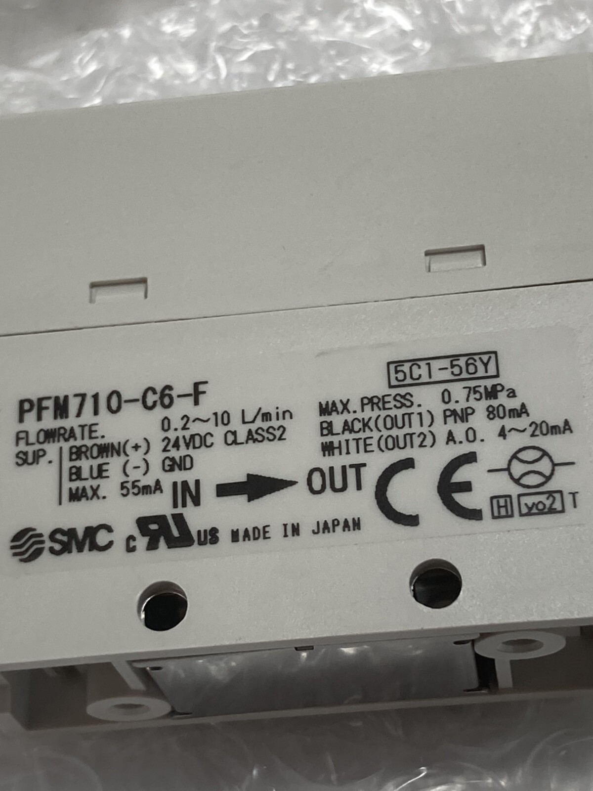 SMC PFM710-C6-F DIGITAL FLOW SWITCH 24VDC 2 COLOR DISPLAY 0.2-10 L/MIN NIB