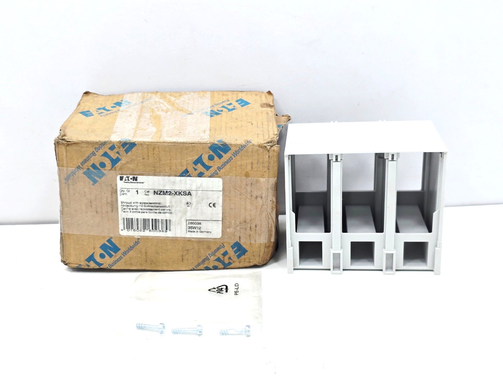 NZM2-XKSA EATON MOLDED CASE CIRCUIT BREAKER ACCESSORY BOX
