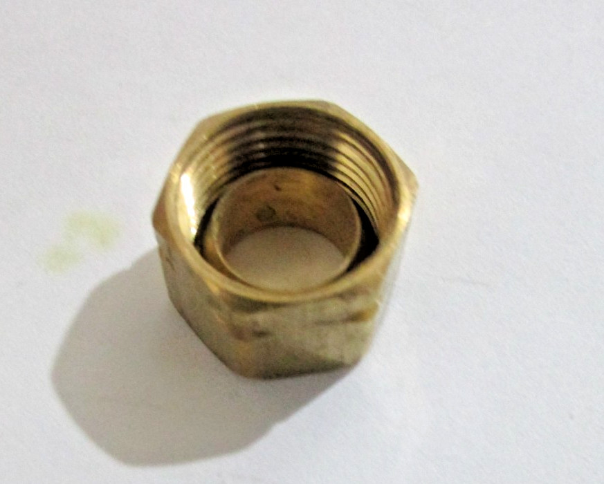 McMaster-Carr 5220K205 Brass Nut for 3/8″ Tube Lot of 21