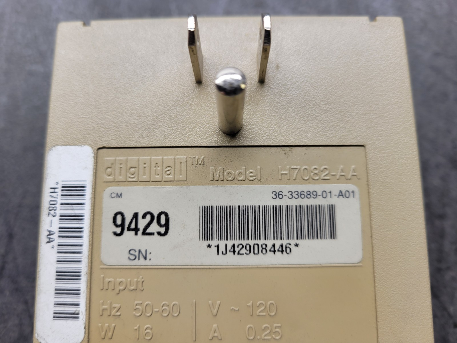 Digital Equipment Company H7082-AA Power Supply.
