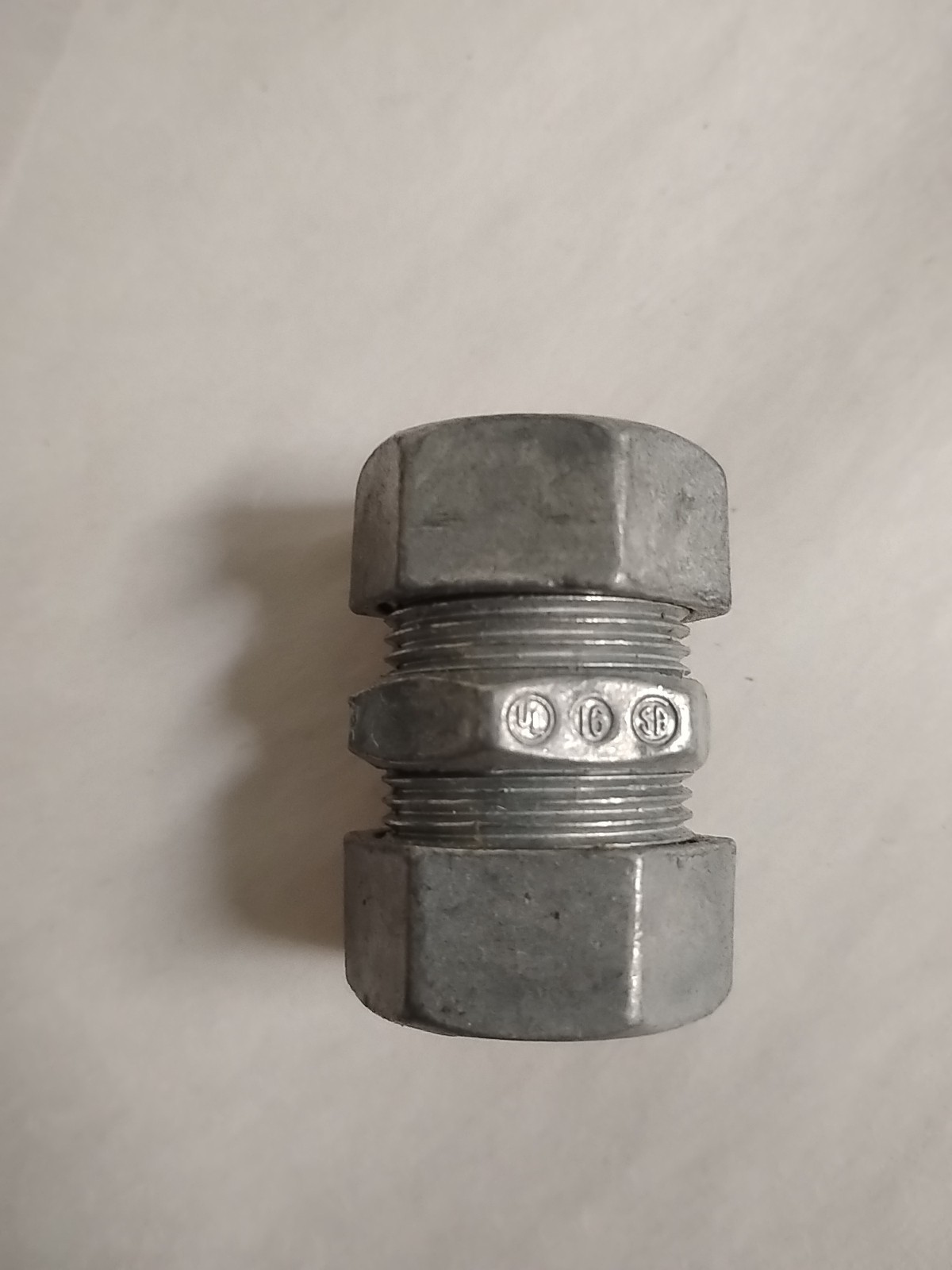 50 Bridgeport 260-DC Coupling Compression Zinc Die Cast 1/2′. New