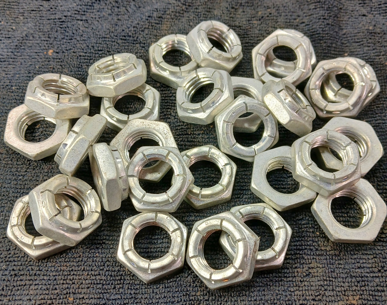 29 NEW FLEXLOC 16MM THREADED LOCK NUTS NNB ***MAKE OFFER***
