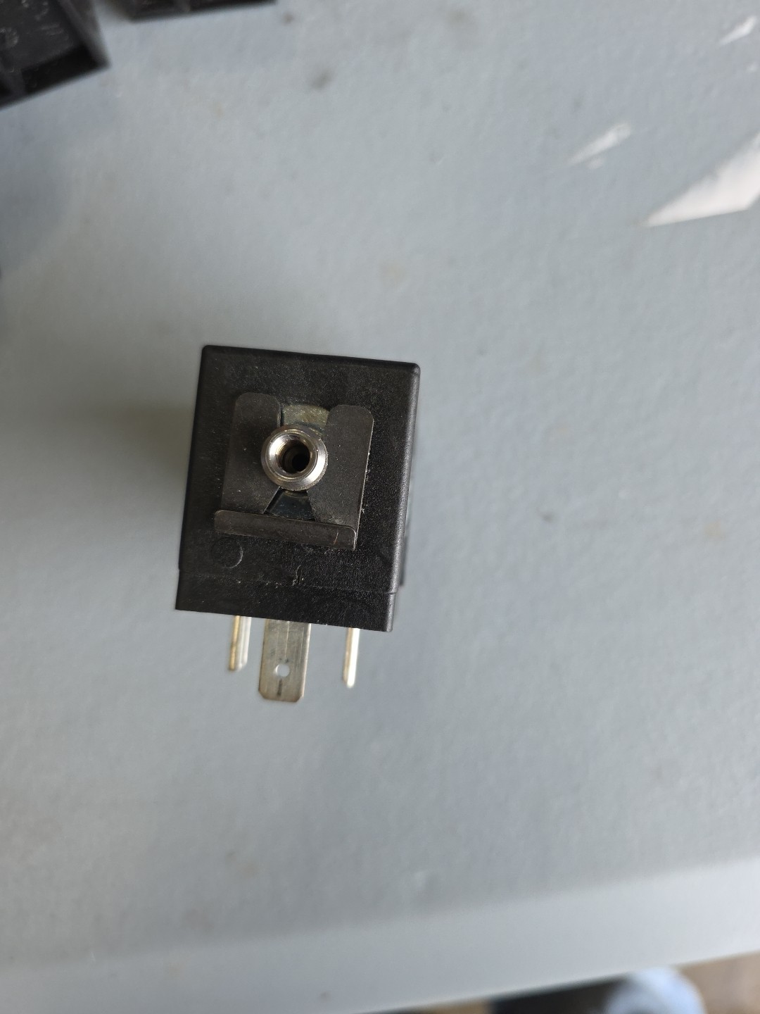 Festo MSN1G-24V 123 060 Solenoid 1J-1533-F27