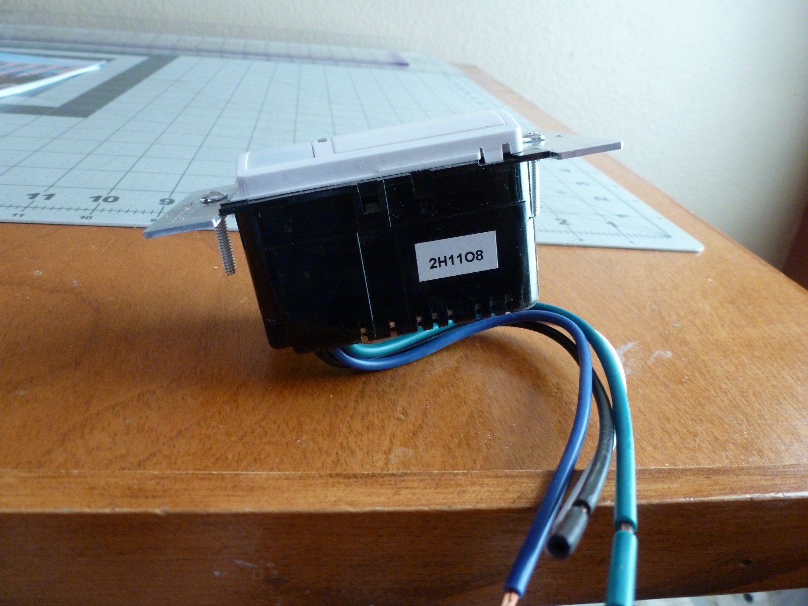 Leviton ODS15-IDW Occupancy Self-Adaptive Sensor – Passive Infrared (PIR) NO BOX