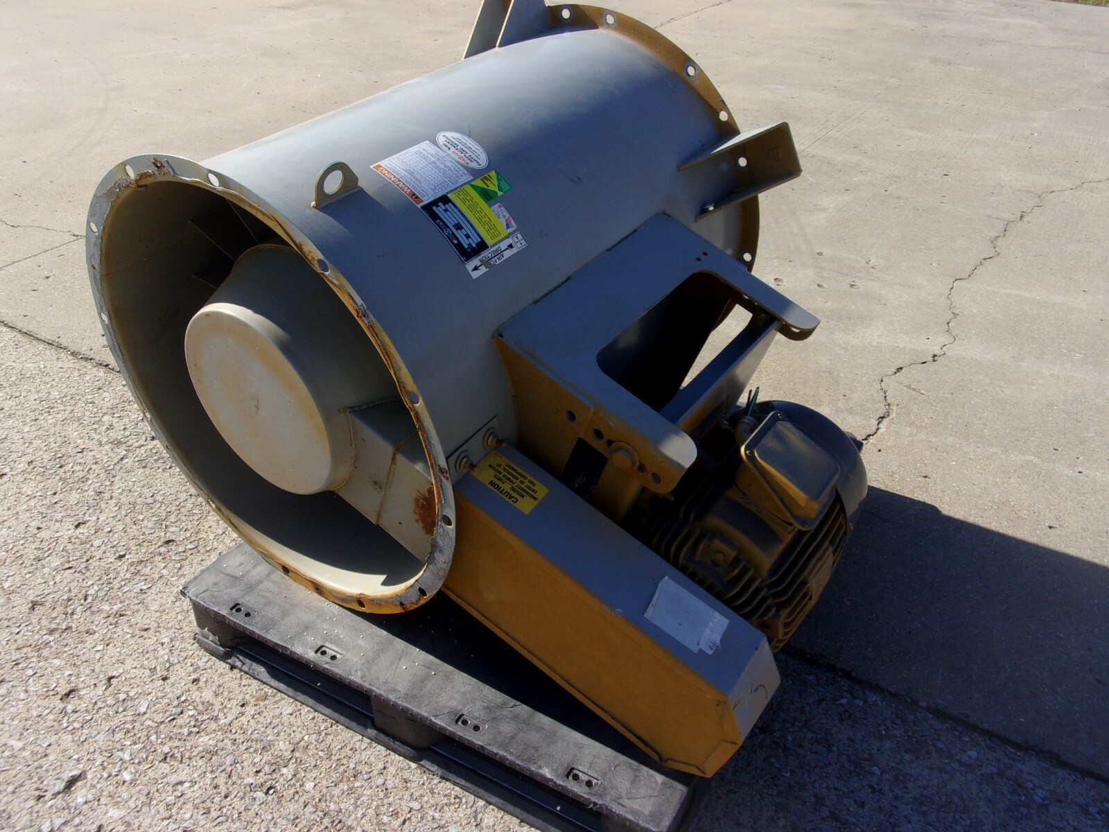 Aerovent 222-AMX-200-16 Type AMX Blower Fan , 15HP , 1765 RPM , 230/460V