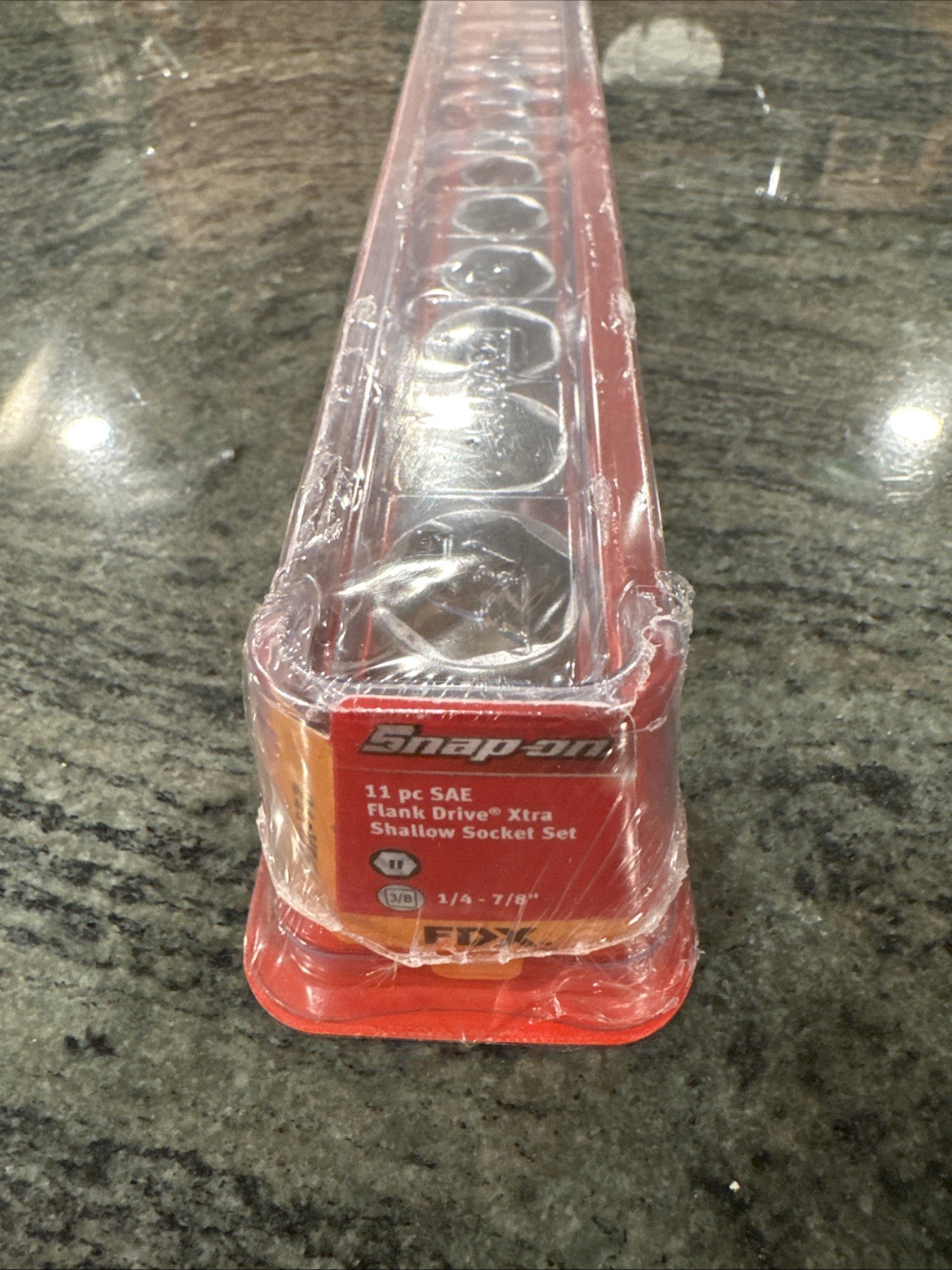 Snap On 211yfsy 11 pc 3/8” drive 6 point xtra shallow set 1/4”-7/8” sealed set