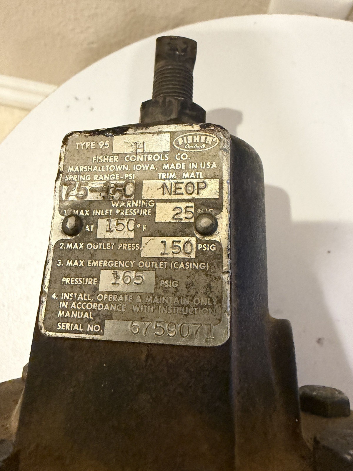 Fisher Controls Relief Valve Type 95H Spring Range 75-150 Serial No. 6759071