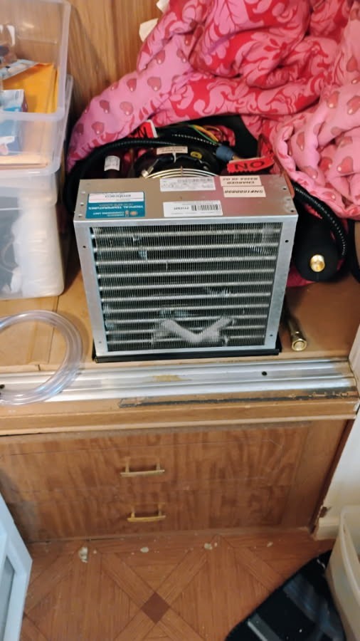 R-404a Condensing Unit, Med/High, 1 HP, 60 Hz, 208V-230VEmbraco UNT6222GKV2