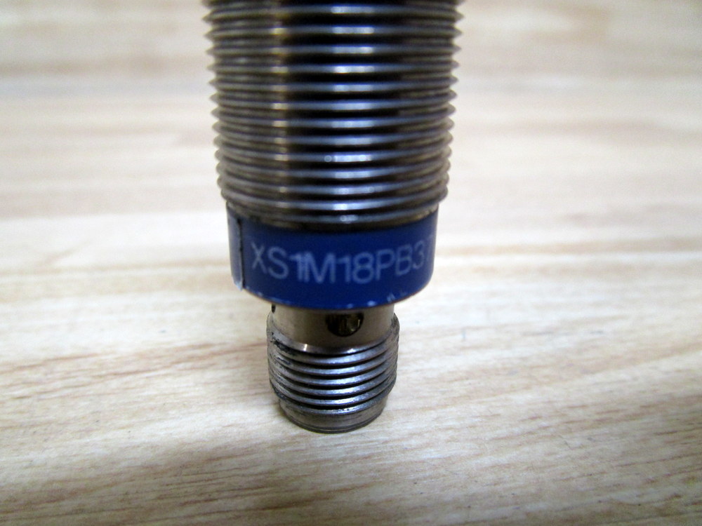 Telemecanique XUB-H403535D Photoelectric Sensor XUBH403535D 99228