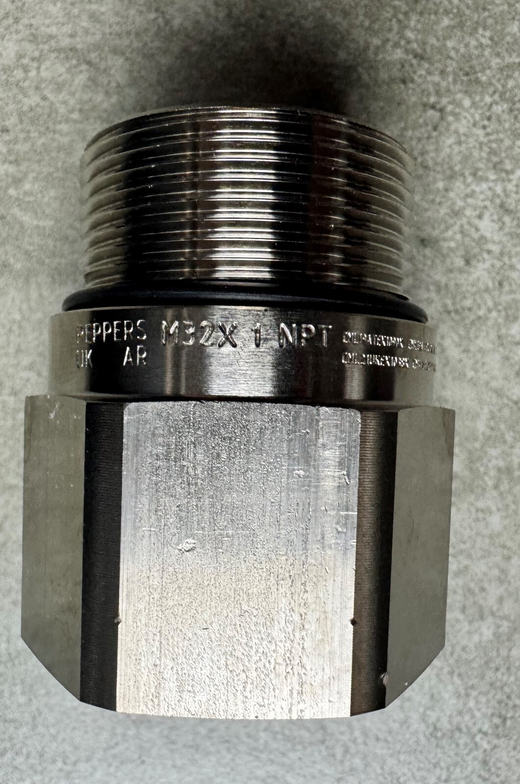 PEPPERS AR1BFK1/NP/M32/100NPT N.P Brass Adaptor Ex M32 Male to 1″ Female + Acc
