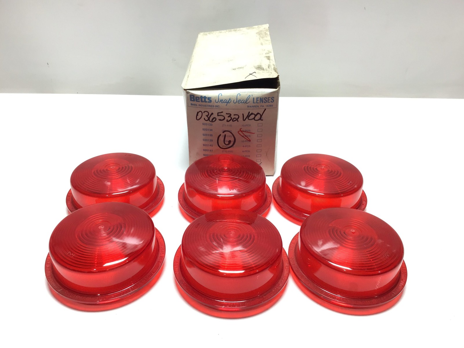 Betts Snap Seal Red Marker Tail Light Lenses 036532 VOD Trailer Truck