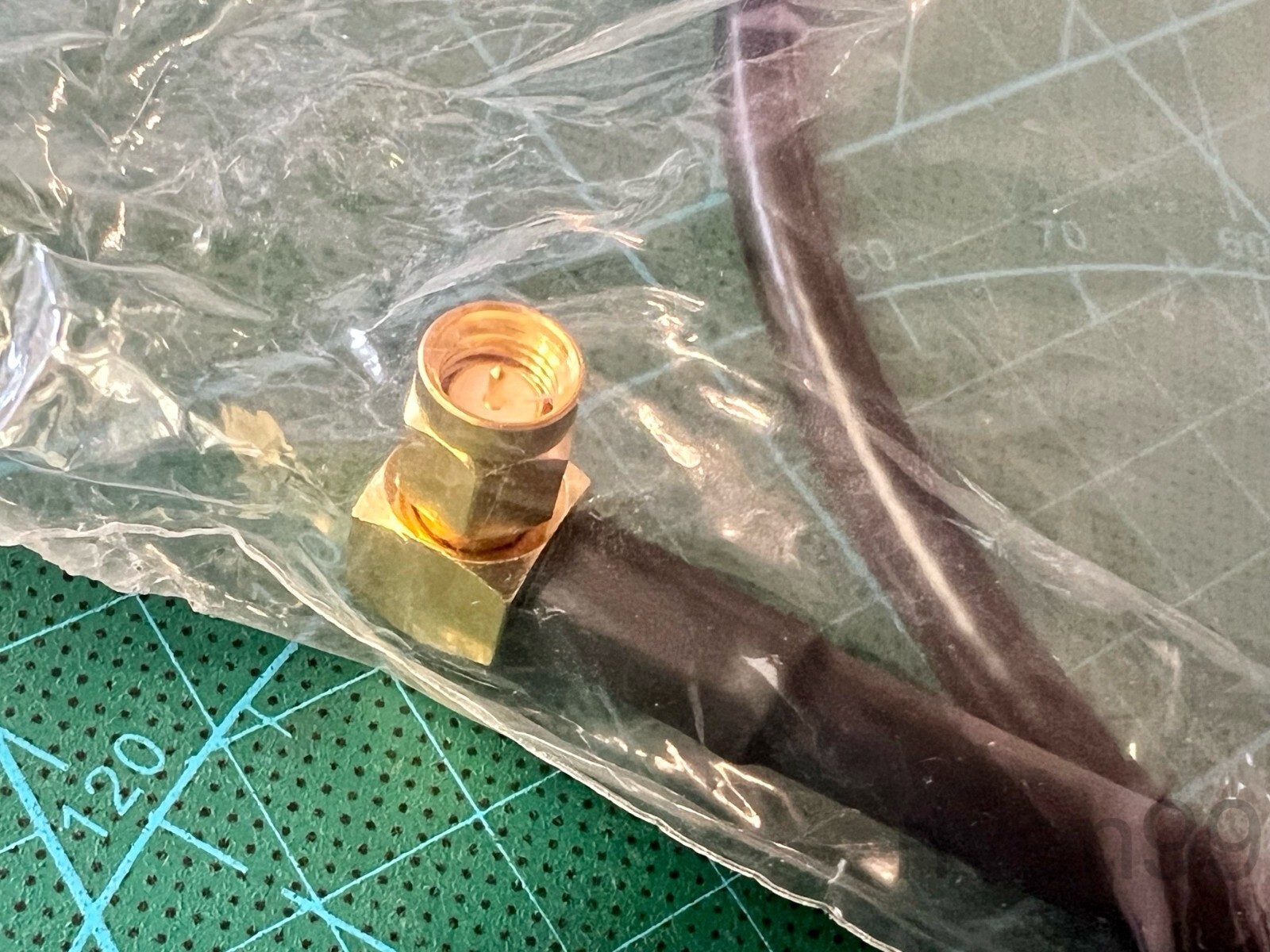 Amphenol RF LMR-240 6GHz Coaxial Cable SMA Right-angle RA Male to Male Plug, 3ft