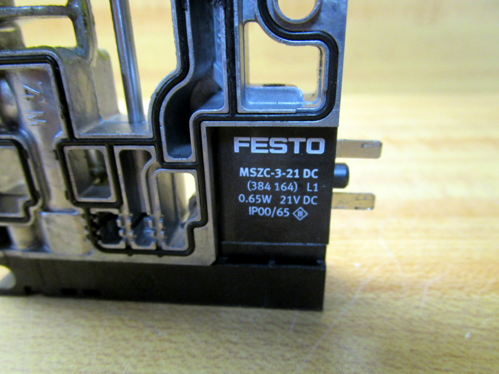 Festo 161 362 C902 Solenoid Valve 161362C902